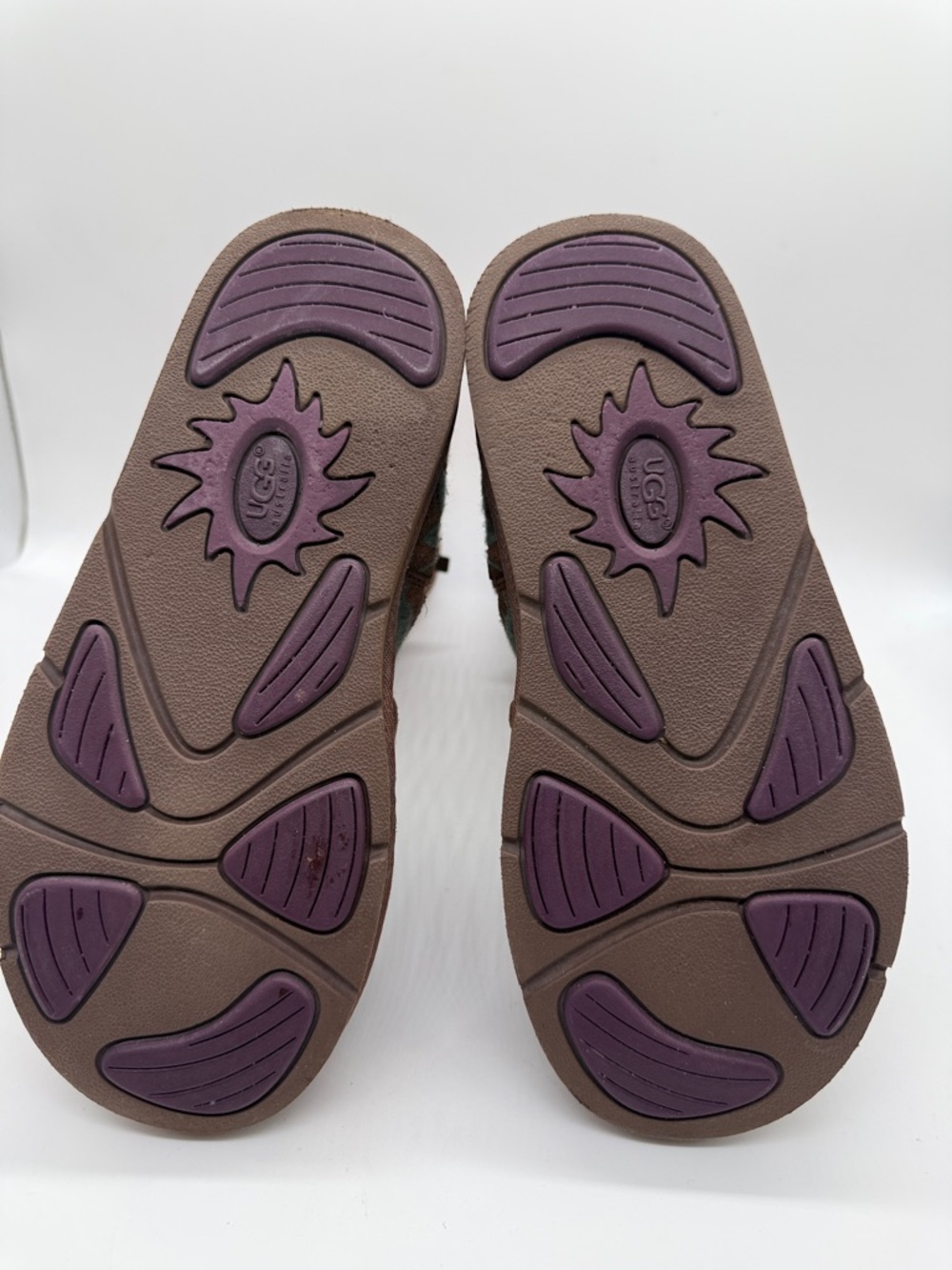 UGG Limited Edition Wahine Embroidered Floral Boots , US 8 - Picture 6 of 9